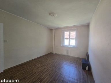 Mieszkanie w Śródmieściu z piwnicą i ogrzewaniem miejskim
