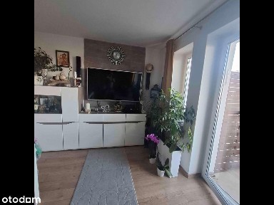 Przytulne mieszkanko w super lokalizacji, duży balkon, piwnica