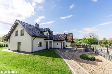 Przestronny, nowoczesny i gotowy do zamieszkania