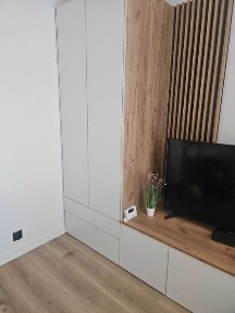 Sprzedam mieszkanie 42 m² - 2 pokoje, balkon, po remoncie