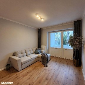 Dwa pokoje, na parterze z balkonem