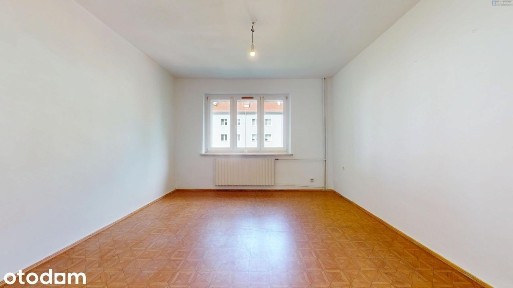1 piętro | c.o. miejskie | 47m2 | możliwość 3pok. | Trynek