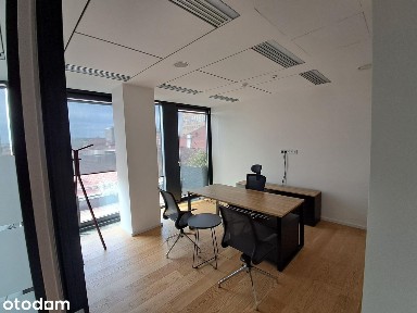 Lokal biurowy z tarasem do wynajęcia w Śródmieściu