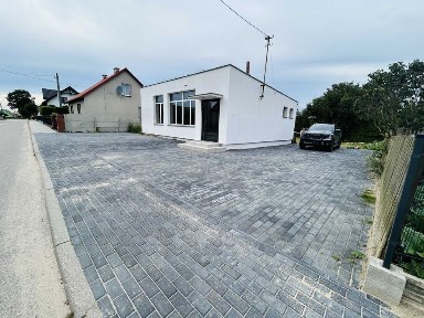 ZAMIENIĘ LOKAL USŁUGOWO-HANDLOWY W Osowie na nieruchomość lub samochód.