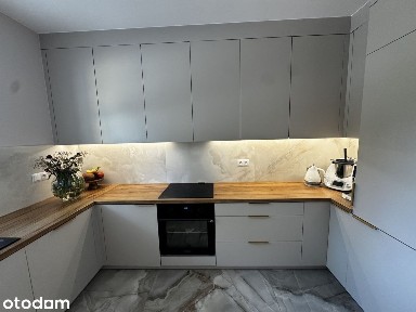 Dom z 4 sypialniami w centrum, podjazd na 4 auta+garaż