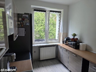 Mieszkanie w centrum z balkonem, klimatyzacją i piwnicą