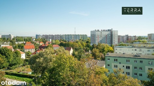 Trzypokojowe mieszkanie po generalnym remoncie z pięknym widokiem