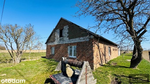 Urokliwa działka z domem w Nicwałdzie