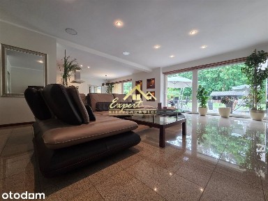 Dom parterowy 174 m² z garażem i altaną