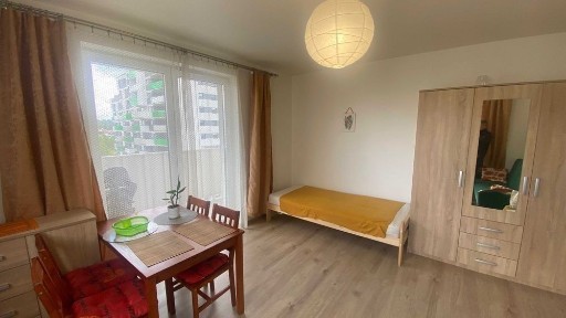Ul. Bochenka koło szpitala św. Rafała. 2-pokojowe w nowym budownictwie. Widokowe. Duży balkon