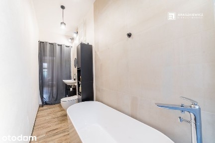 Wysokie wnętrza i prestiżowa lokalizacja - 84,84 m2 w Centrum Poznania