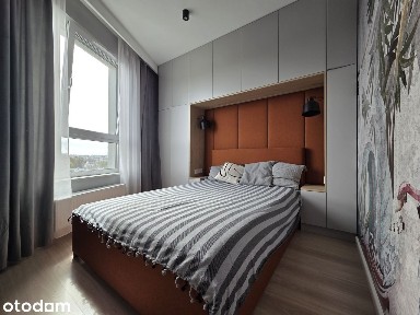 Dwupokojowe mieszkanie z balkonem blisko centrum (bez pośredników!)