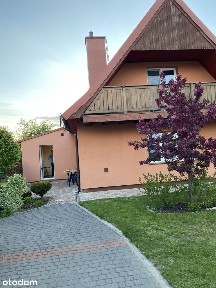 Przestronny dom z garażem, nad jeziorem