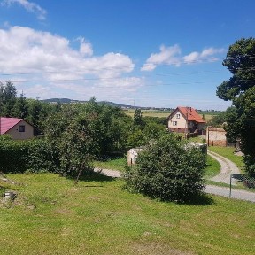 Dom 8 km od Ząbkowic plus budynki gospodarcze - Ząbkowice
