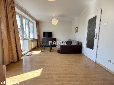 39,56 mkw, ul. Chmielna, blok z 98 r., loggia