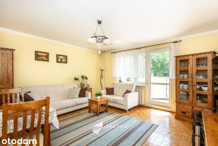 2 pokoje, balkon z ładnym widokiem i piwnicą