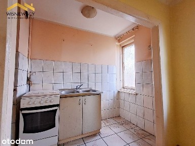 Mieszkanie do remontu 45,5m², parter, 3 pokoje.