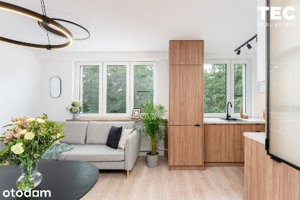 Do wejścia, Balkon, 7 min pieszo MPK