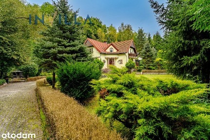 Dom w otulinie lasu z ogrodem marzeń
