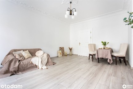 Klimatyczne, duże mieszkanie (85,3 m²) w sercu Świdnicy - po remoncie
