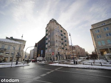 Pl. Trzech Krzyży | witryny | Top