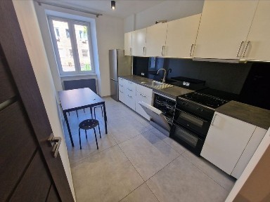 70,4 m² | 3 pokoje | po remoncie | garaż + miejsce | bezpośrednio