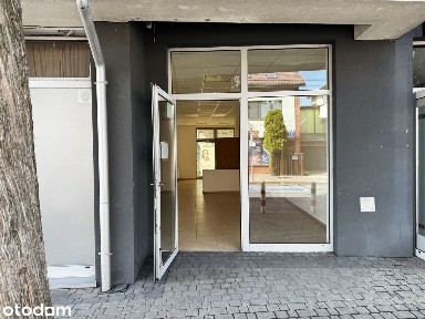Lokal usługowo-biurowy w centrum Nowego Dworu Mazowieckiego