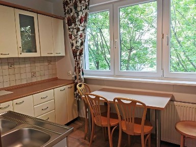 Niklowa, kapitalne dwa pokoje dla pary; 49m2, balkon, osobna kuchnia! jak w domu; 2600 zł