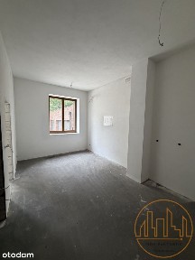 Zmodernizowana kamienica z lat 30. XX wieku
