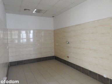 Wynajem lokalu usługowo-biurowego o powierzchni 85,40 m² w Puławach