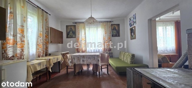 Atrakcyjny dom na działce 10,87 ar, Strachocina