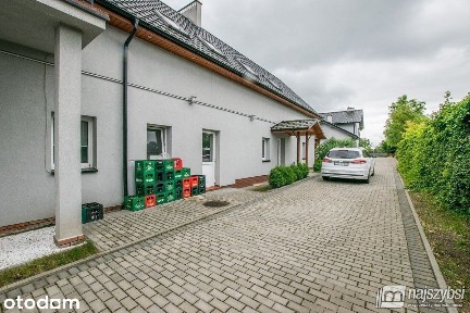 Nowogard - Dom z pomieszczeniem usługowym