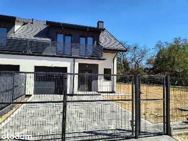 Dom Bliźniak, prywatny inwestor, piękna okolica -działka 750 m²
