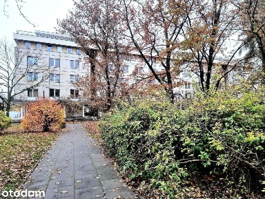 Plac Unii Lubelskiej pięć pokoi.