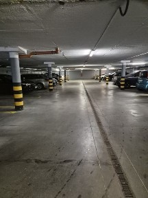 Wynajmę stanowisko postojowe
