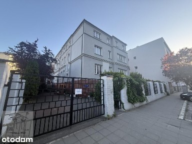 Budynek wolnostojący 1298,9m2 kilkadziesiąt pokoi, łazienki, parking