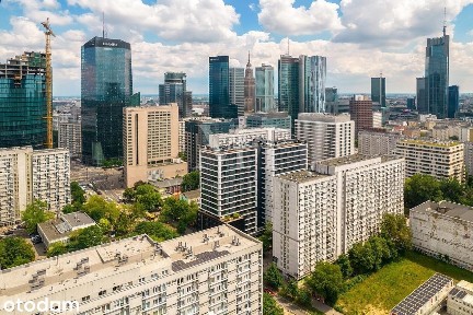 309 m² przy Rondzie ONZ | Witryny | Ogródek | Ciężka Gastronomia.