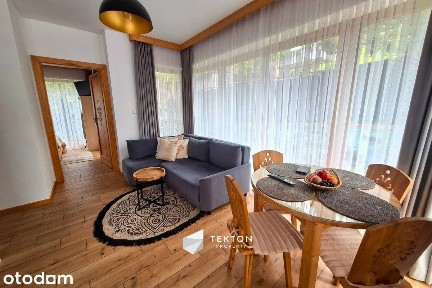 Wyposażony apartament z tarasem i garażem