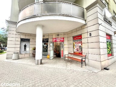 Lokal usługowy | Witryny | 82m2 | Blisko metra