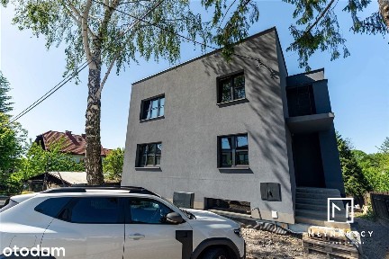 Apartament z ogródkiem.