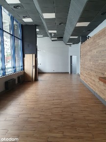 Lokal na wynajem w Śródmieściu z parkingiem