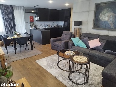 Osiedle Bażantów 70,6 m² | Garaż | Klimatyzacja | Komórka | Balkon