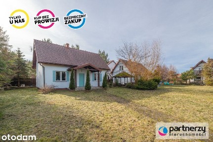 Dwa domki na dużej działce nad morzem