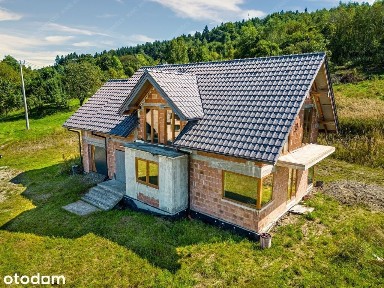 Dom w stanie do wykończenia na działce zagrodowej!