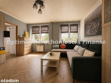 Przestronne 3-pokojowe mieszkanie z balkonem !