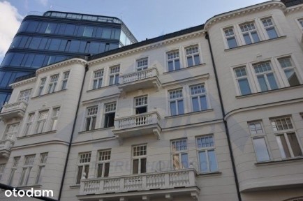 Do wynajęcia biuro w kamienicy na Śródmieściu