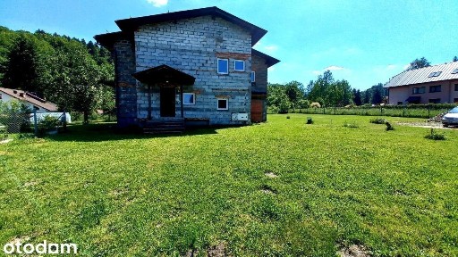 Dom wolnostojący w Wiśle, duża działka 1742 m²