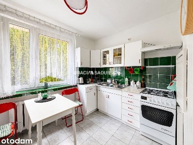 Kawalerka z osobną kuchnią, 37 m², balkon