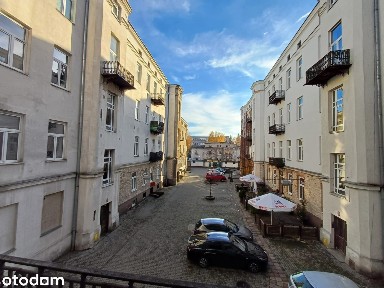 Apartament w AL.NMP /balkon/Pierwsze piętro