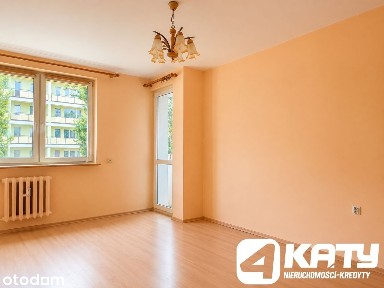 3 pokoje || osiedle Śródmieście || balkon || do remontu
